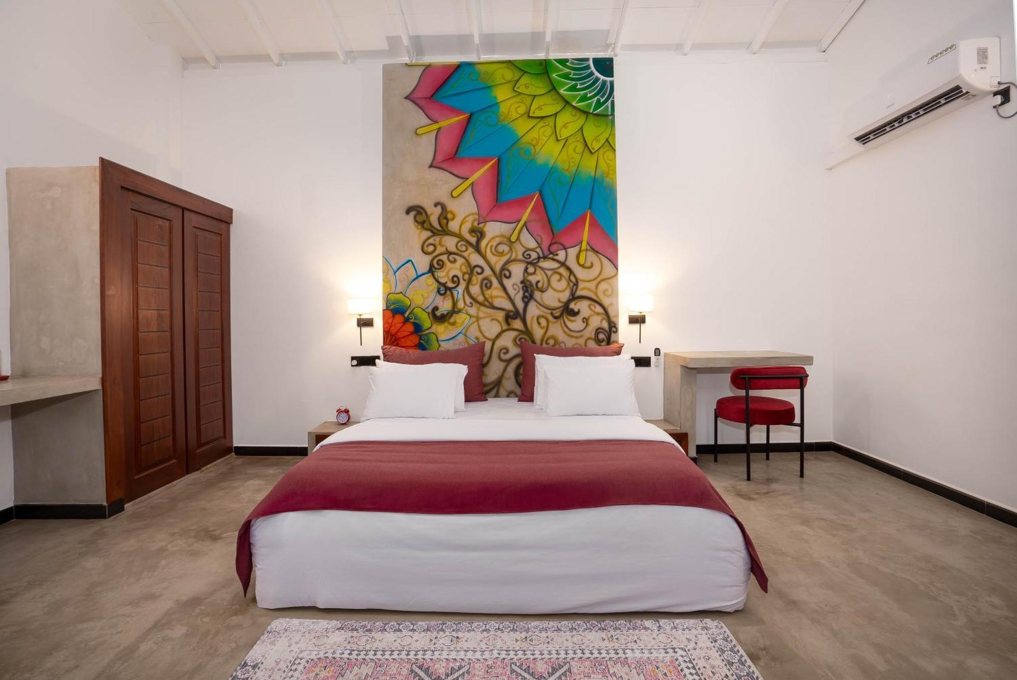 Hasthri Boutique Red Chalet In Ahangama With Pool Near Beach Экстерьер фото